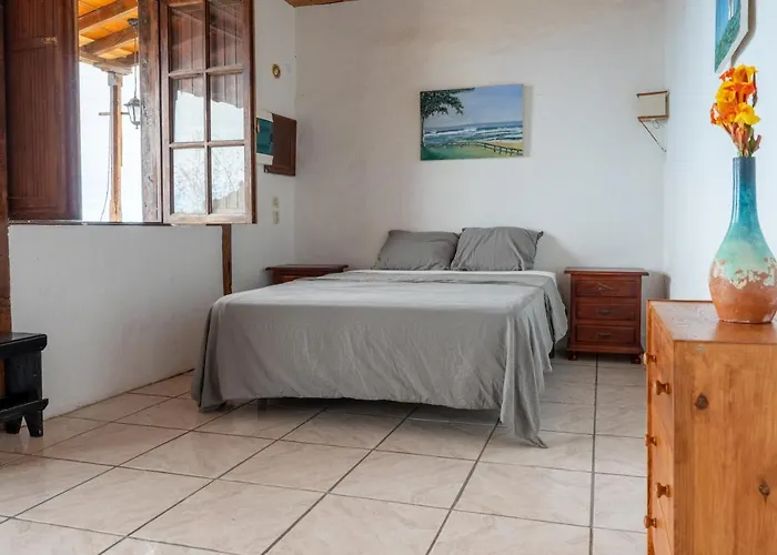 Califurnia De Icod De Vinos *